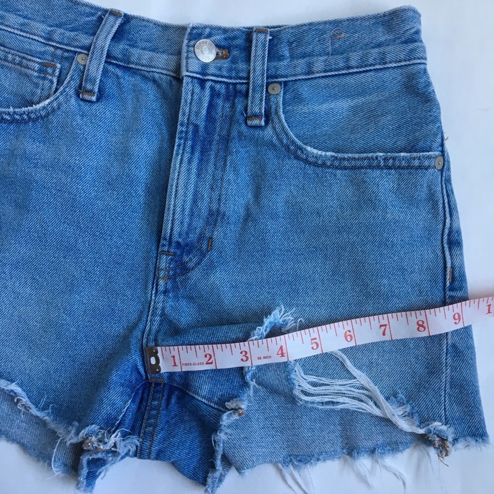 Madewell The Perfect Blue Denim Jean Short Distressed Raw Hem Size 25 - Picture 12 of 14